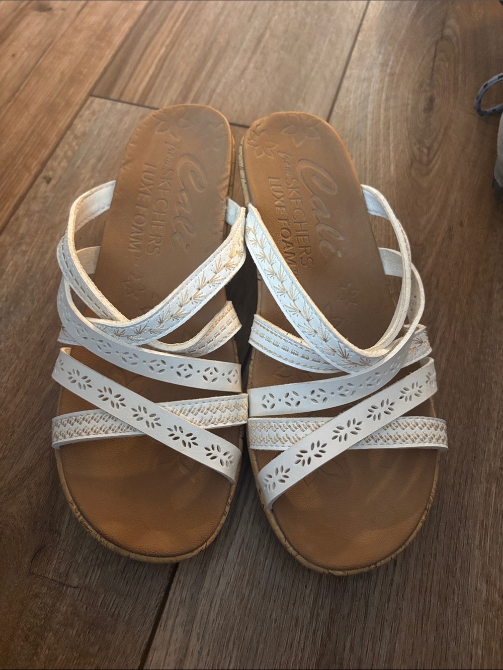 Skechers Cali Beverlee Tiger Posse White Cork Wedge Sandals Size 7